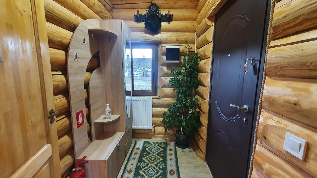 קאמפולונג מולדובנסק Cabana Alesia, Relaxare La Poalele Raraului מראה חיצוני תמונה